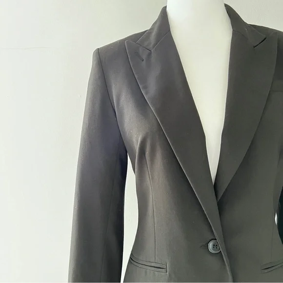 Norma Kamali Women's Blazer Black Size 6